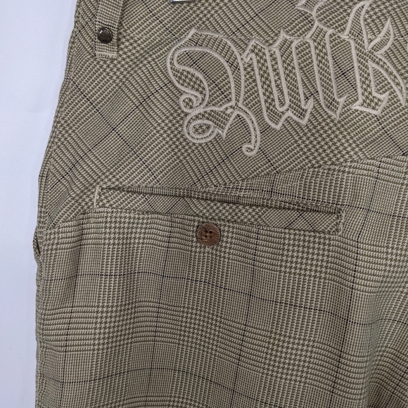 Men's QUICKSILVER Plaid Shorts - Picture 7 of 10